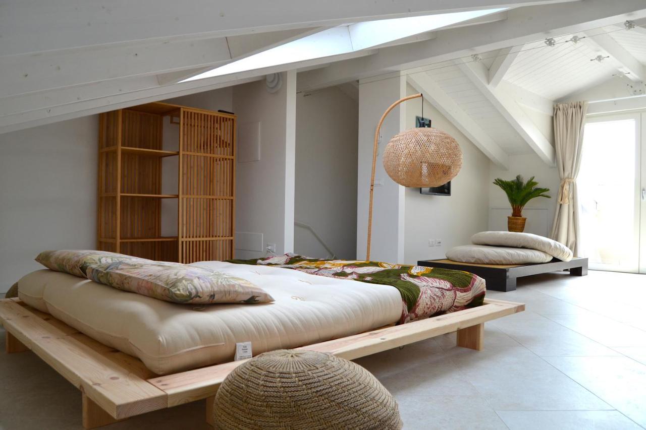 zen AR holiday-home Peschiera del Garda Exterior foto